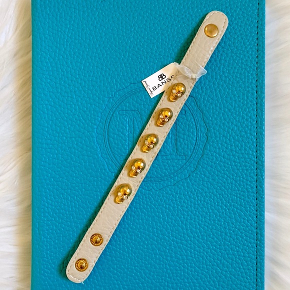 Bansri Skull Dagger Cream Faux Leather Bracelet - Picture 3 of 8